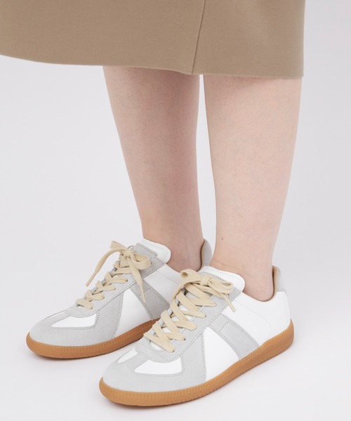 Maison Margiela(メゾンマルジェラ)の「Maison Margiela REPLICA SNEAKERS(スニーカー・レディース・オフホワイト・36/37/38/39)」の1枚目の写真
