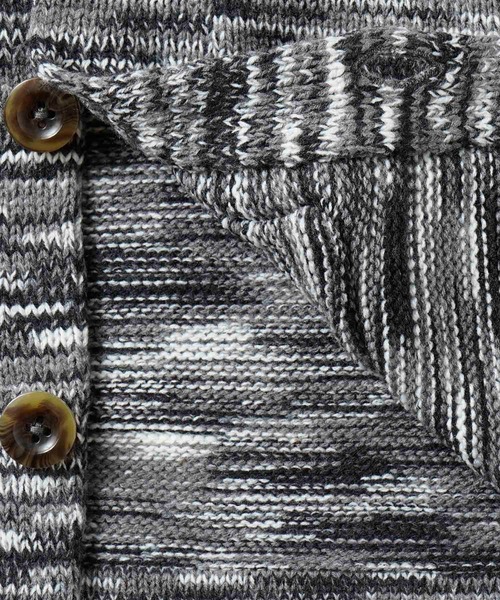 X-girl（エックスガール）の「MELANGE KNIT CARDIGAN（ニット/セーター・レディース・ブラック/グリーン/イエロー・ONE SIZE）」の18枚目の写真