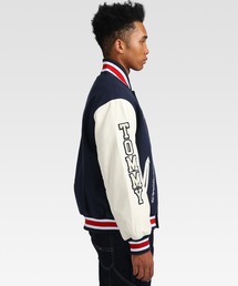 tommy jeans（トミー ジーンズ）の「カレッジレターマンジャケット