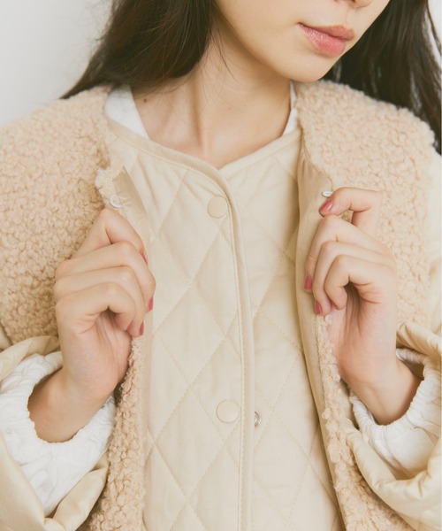 Libra Cue（リブラ キュー）の「ボアロングベスト（その他アウター・レディース・ブラック/アイボリー・FREE）」の20枚目の写真