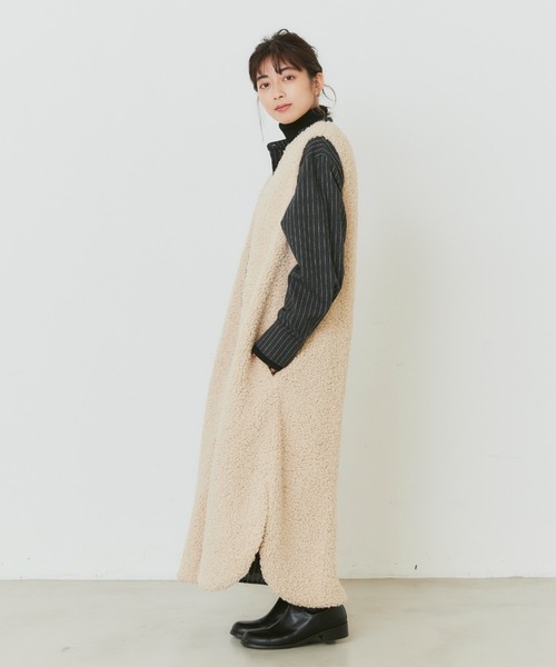 Libra Cue（リブラ キュー）の「ボアロングベスト（その他アウター・レディース・ブラック/アイボリー・FREE）」の16枚目の写真