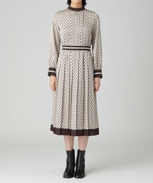 LOVELESS（ラブレス）の「ジオメトリックロールカラードレス