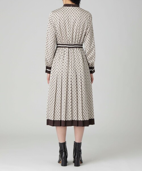 LOVELESS（ラブレス）の「ジオメトリックロールカラードレス（ワンピース・レディース・ネイビー/ベージュ系その他・38/36/34）」の5枚目の写真