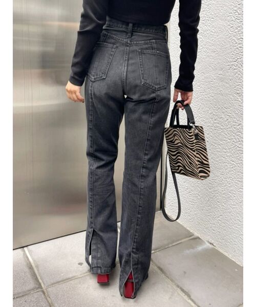 EVRIS（エヴリス）の「スリットフレアデニムパンツ（デニムパンツ・レディース・ブラック/インディゴブルー・SMALL/MEDIUM）」の2枚目の写真