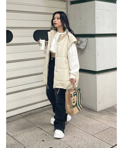 EVRIS（エヴリス）の「スリットフレアデニムパンツ（デニムパンツ・レディース・ブラック/インディゴブルー・SMALL/MEDIUM）」の8枚目の写真