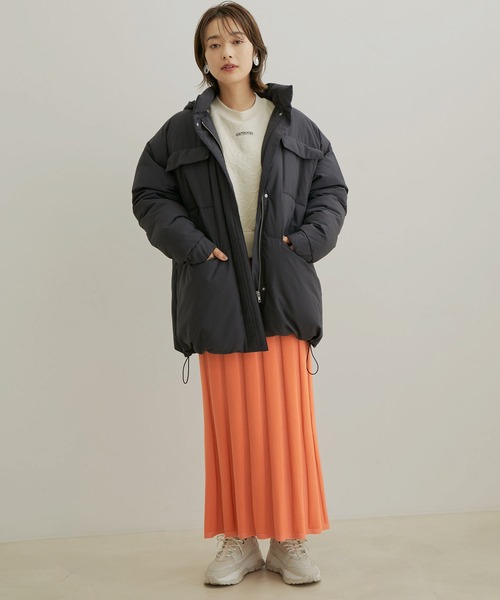 VIS（ビス）の「【撥水・保温】eco cloudモンスターパーカー【sustainable】（ダウンジャケット/コート・レディース・チャコールグレー/キナリ/サックスブルー・M/S）」の14枚目の写真