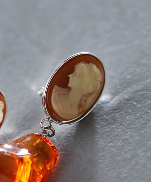 ear PAPILLONNER（イアパピヨネ）の「【SUM1 STYLE（スミスタイル）】バロックカメオイヤリング（イヤリング・レディース・オレンジ・FREE）」の12枚目の写真