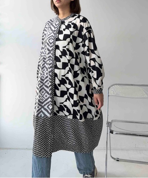 AS KNOW AS plus（アズノゥアズプラス）の「♪配色コクーンワンピース（ワンピース・レディース・チャコールグレー/ブラウン系/ネイビー系/ネイビー系2/グリーン系/ネイビー系3/サックスブルー系/ブラック系/グリーン系1/ブラック系1/グレー系1/ブラック系2/グリーン系2/ネイビー系4/ブラウン系5/ネイビー系5/レッド系5/レッド系6/ネイビー系6/ブルー系その他6/ブラック系6/ブルー系その他7/グリーン系3/サックスブルー系1/ブラウン系7/ブラック系7/ブルー系7/アイボリー系/ネイビー系7/ブルー系/ブラック系3/サックスブルー系2/ブラック系4・FREE）」の4枚目の写真