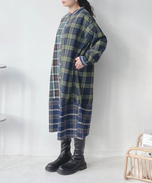 AS KNOW AS plus（アズノゥアズプラス）の「♪配色コクーンワンピース（ワンピース・レディース・チャコールグレー/ブラウン系/ネイビー系/ネイビー系2/グリーン系/ネイビー系3/サックスブルー系/ブラック系/グリーン系1/ブラック系1/グレー系1/ブラック系2/グリーン系2/ネイビー系4/ブラウン系5/ネイビー系5/レッド系5/レッド系6/ネイビー系6/ブルー系その他6/ブラック系6/ブルー系その他7/グリーン系3/サックスブルー系1/ブラウン系7/ブラック系7/ブルー系7/アイボリー系/ネイビー系7/ブルー系/ブラック系3/サックスブルー系2/ブラック系4・FREE）」の21枚目の写真