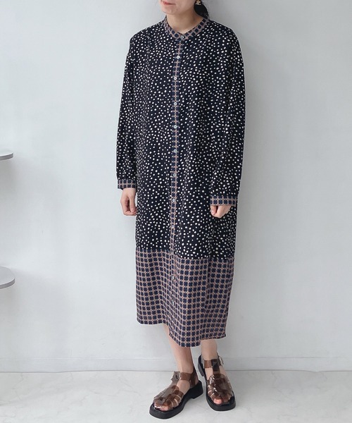 AS KNOW AS plus（アズノゥアズプラス）の「♪配色コクーンワンピース（ワンピース・レディース・チャコールグレー/ブラウン系/ネイビー系/ネイビー系2/グリーン系/ネイビー系3/サックスブルー系/ブラック系/グリーン系1/ブラック系1/グレー系1/ブラック系2/グリーン系2/ネイビー系4/ブラウン系5/ネイビー系5/レッド系5/レッド系6/ネイビー系6/ブルー系その他6/ブラック系6/ブルー系その他7/グリーン系3/サックスブルー系1/ブラウン系7/ブラック系7/ブルー系7/アイボリー系/ネイビー系7/ブルー系/ブラック系3/サックスブルー系2/ブラック系4・FREE）」の22枚目の写真