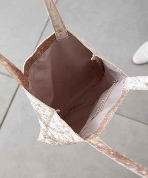 Actually（アクチュアリー）の「ベロアトート Mサイズ（エコバッグ/サブバッグ・レディース・ベージュ/ブラック/ブラウン・フリー）」の13枚目の写真