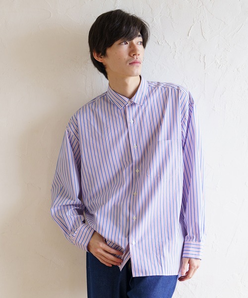 BRICK & SONS（ブリックアンドサンズ）の「リラックスバックプリーツシャツ＜サックスレッドストライプ＞（シャツ/ブラウス・メンズ・サックスブルー・LL/S/M/L/XS）」の3枚目の写真