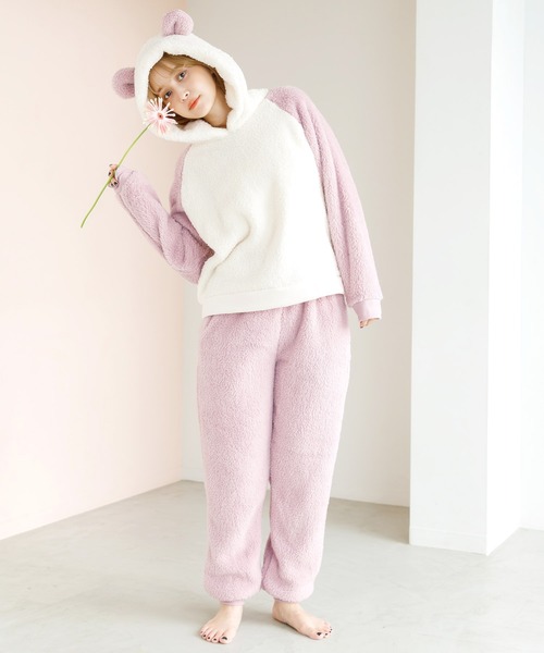 Dita(ディータ)の「ぷっくり耳付き。パンダ耳ファー起毛パーカーセットアップ(ルームウェア/パジャマ・レディース・ミント/グレイッシュベージュ/ピンク/ブルーグレー/スモークピンク/アッシュブラウン/グレー/サックスブルー・FREE)」の7枚目の写真