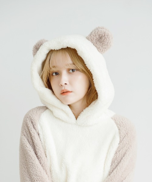 Dita(ディータ)の「ぷっくり耳付き。パンダ耳ファー起毛パーカーセットアップ(ルームウェア/パジャマ・レディース・ミント/グレイッシュベージュ/ピンク/ブルーグレー/スモークピンク/アッシュブラウン/グレー/サックスブルー・FREE)」の18枚目の写真