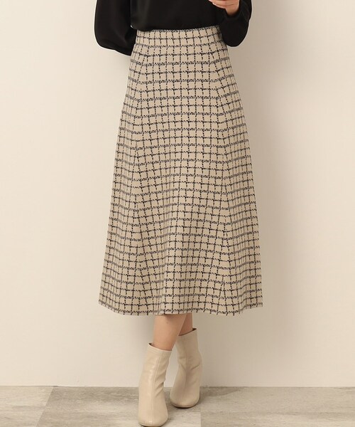 DRESKIP（ドレスキップ）の「◆上品さとかわいさの良いとこどり【洗える/セットアップ可能】ジャカードフレアスカート（スカート・レディース・ベージュ系その他4/ブラック系1/ブラウン系その他3・03/02/04）」の3枚目の写真
