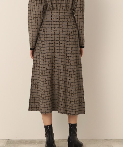 DRESKIP（ドレスキップ）の「◆上品さとかわいさの良いとこどり【洗える/セットアップ可能】ジャカードフレアスカート（スカート・レディース・ベージュ系その他4/ブラック系1/ブラウン系その他3・03/02/04）」の6枚目の写真