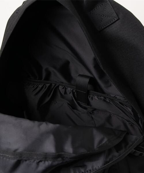 and it_（アンドイット）の「anello リップストップポリＨＣ 大容量リュック（バックパック/リュック・レディース・ブラック/ピンク/ベージュ・FREE）」の7枚目の写真
