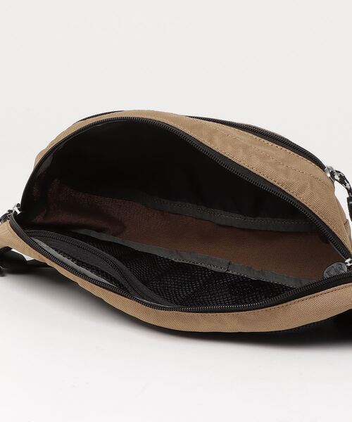 CHUMS(チャムス)の「CHUMS/チャムス ヒップバック REC SMALL OVAL WAIST PACK CH60-3401(ボディバッグ/ウエストポーチ・メンズ・ホワイト/ネイビー/ブラウン/ブラック・FREE)」の10枚目の写真