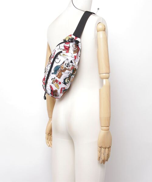 CHUMS(チャムス)の「CHUMS/チャムス ヒップバック REC SMALL OVAL WAIST PACK CH60-3401(ボディバッグ/ウエストポーチ・メンズ・ホワイト/ネイビー/ブラウン/ブラック・FREE)」の5枚目の写真