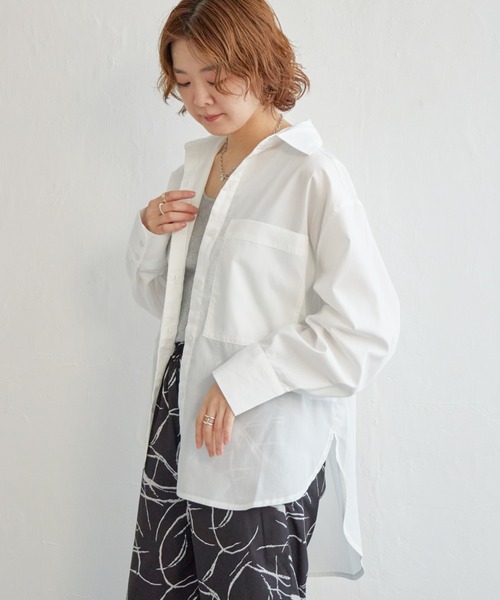 notch.(ノッチ)の「シンプルオーバーシャツ(シャツ/ブラウス・レディース・オフホワイト/ネイビー/ブラウン・M)」の9枚目の写真