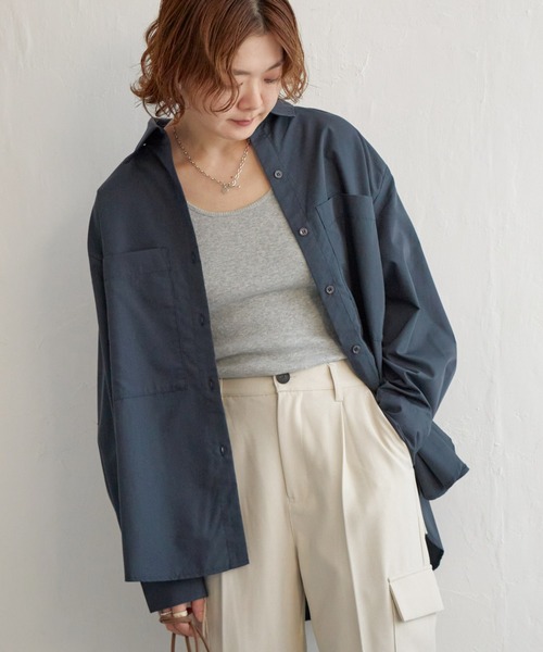 notch.(ノッチ)の「シンプルオーバーシャツ(シャツ/ブラウス・レディース・オフホワイト/ネイビー/ブラウン・M)」の14枚目の写真