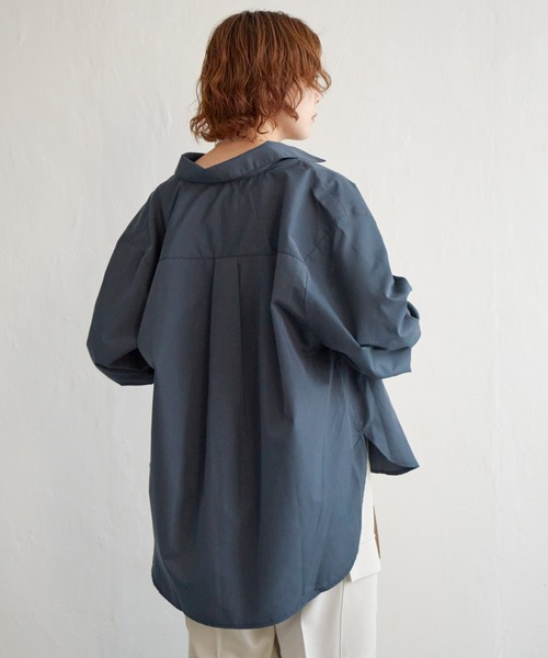 notch.(ノッチ)の「シンプルオーバーシャツ(シャツ/ブラウス・レディース・オフホワイト/ネイビー/ブラウン・M)」の15枚目の写真