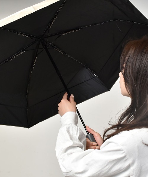 Waterfront（ウォーターフロント）の「折傘　自動開閉 UVブロック 55　ツートン（折りたたみ傘・レディース・ピンク系その他/ホワイト×ブラウン/ホワイト×ピンク/ブラウン系1/ホワイト×ネイビー/ネイビー×ホワイト・FREE）」の8枚目の写真