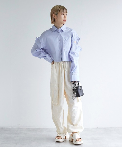 w closet（ダブルクローゼット）の「【2WAY】クロップドシャツ（シャツ/ブラウス・レディース・オフホワイト/サックスブルー/ストライプ・FREE）」の18枚目の写真