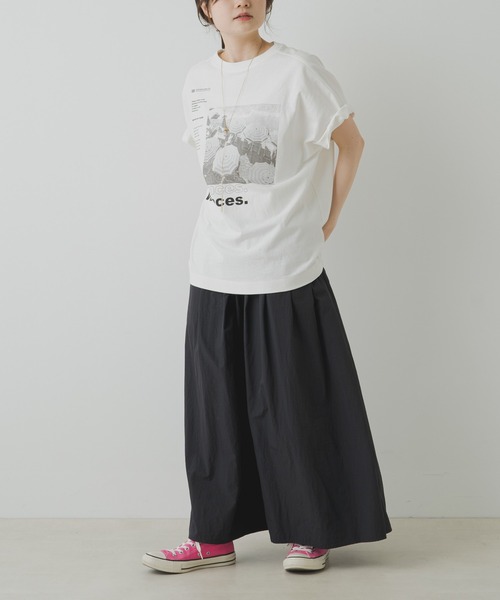 PUAL CE CIN(ピュアルセシン)の「フォトプリントTシャツ(Tシャツ/カットソー・レディース・オフホワイト/ライトグレー/ベージュ・FREE)」の11枚目の写真