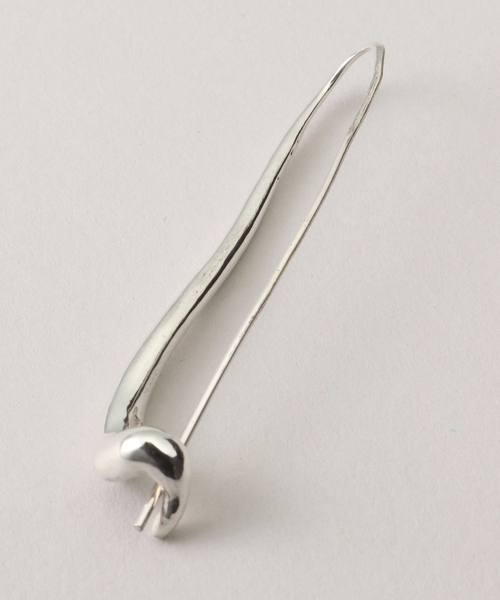 VERMEIL par iena（ヴェルメイユパーイエナ）の「【BULBS/バルブス】VALLISNERIA PORTGUAREENSIS（ピアス（両耳用）・レディース・シルバー・FREE）」の6枚目の写真