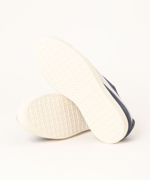 ADAM ET ROPE'（アダムエロペ）の「【PUMA】クライド OG（スニーカー・メンズ・ネイビー・27.0cm/26.0cm/28.0cm）」の3枚目の写真