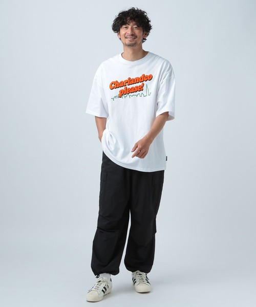 CHARI&CO（チャリアンドコー）の「【CHARI&CO SAFE RIDE for BAYFLOW】プリントＴシャツ（Tシャツ/カットソー・メンズ・オフホワイト/ネイビー/レッド/グリーン・MEDIUM/LARGE）」の8枚目の写真