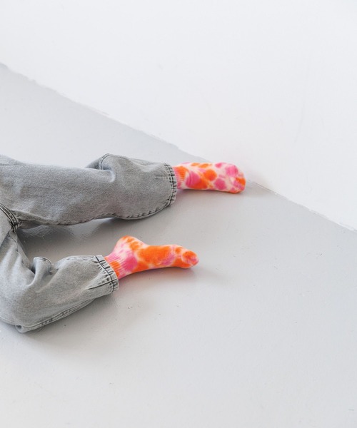 BAYFLOW（ベイフロー）の「タイダイソックス(KIDS)（ソックス/靴下・キッズ・ブルー/ピンク/その他1/パープル/その他2・MEDIUM/LARGE）」の17枚目の写真