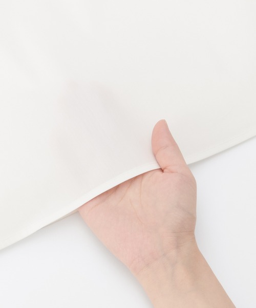 無印良品（ムジルシリョウヒン）の「コットン混サテンチュニック（チュニック・レディース・ブラック/オフホワイト/ネイビー系・XS/S/M/L/XL/XXL）」の11枚目の写真
