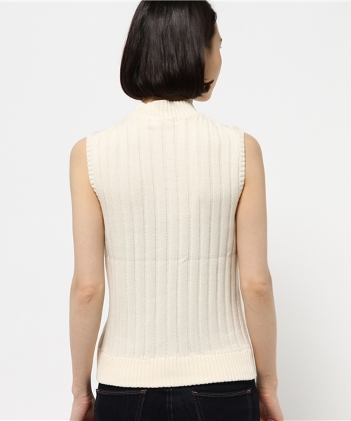 Chico（チコ）の「ハイネックRIBノースリニット（ニット/セーター・レディース・クリーム/モスグリーン/ホワイト・FREE）」の8枚目の写真
