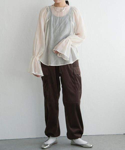 VENCEEXCHANGE（ヴァンスエクスチェンジ）の「袖フレアブラウス（シャツ/ブラウス・レディース・ホワイト/ブラック/ベージュ・M）」の17枚目の写真