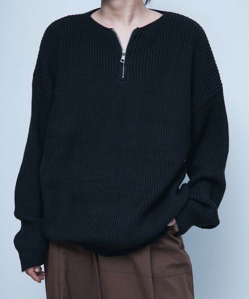 aimoha(アイモハ)の「aimoha men ラウンドネックジッパープルオーバー(ニット/セーター・メンズ・ダークグレー/ブラック/ベージュ・MEDIUM/XXX-LARGE/X-LARGE/XX-LARGE/LARGE)」の2枚目の写真