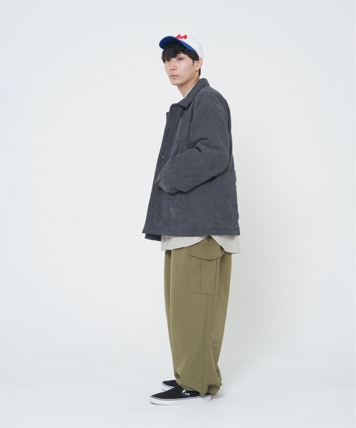 ROUGH TRADE(ラフトレード)の「コーデュロイ裏キルトカバーオール(M1)(カバーオール・メンズ・ナチュラル/ライトグリーン/ブラウン/グレー・MEDIUM/LARGE/X-LARGE)」の10枚目の写真