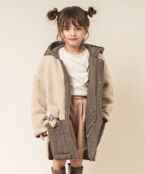 URBAN CHERRY（アーバンチェリー）の「【おうちで洗える】ロングボア切り替えキルティングコート（ブルゾン・キッズ・ブラウン/カーキ/ブラック・110cm/120cm/130cm/140cm/150cm）」の12枚目の写真