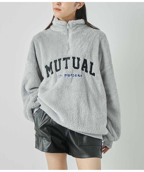 ANAP（アナップ）の「ハイネックハーフジップボアトレーナー【親子お揃い】（スウェット・レディース・グレー/ネイビー/オフホワイト・FREE）」の2枚目の写真