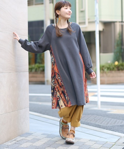 bcbgmaxazria シルク シフォン プリントワンピース ハンカチーフ bcbgmaxazria シルク シフォン プリントワンピース ハンカチーフ
