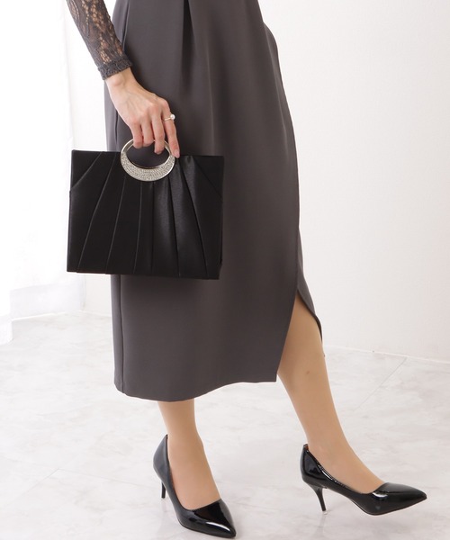 Lace Ladies(レースレディース)の「メタル ハンドル ビジュー付き スクエア ハンド バッグ(クラッチバッグ・レディース・ブラック/ベージュ・FREE)」の8枚目の写真