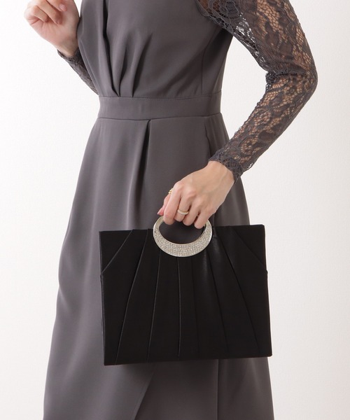 Lace Ladies(レースレディース)の「メタル ハンドル ビジュー付き スクエア ハンド バッグ(クラッチバッグ・レディース・ブラック/ベージュ・FREE)」の9枚目の写真