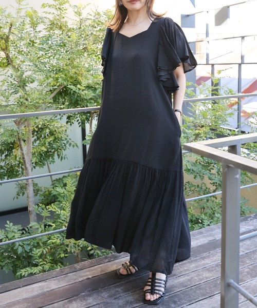 ULEULA(ウルア)の「裾ティアードフリルスリーブワンピース(ワンピース・レディース・ブラック/ブラウン/ピンク/グリーン・FREE)」の17枚目の写真