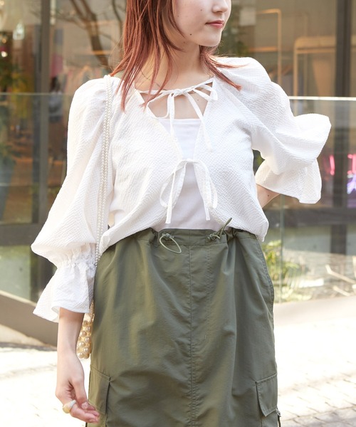 w closet（ダブルクローゼット）の「【２WAY】リボンレース付きギンガムプルオーバー（シャツ/ブラウス・レディース・ブラック/サックスブルー/オフホワイト・FREE）」の13枚目の写真