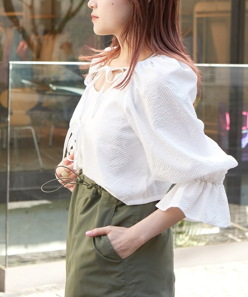 w closet（ダブルクローゼット）の「【２WAY】リボンレース付きギンガムプルオーバー（シャツ/ブラウス・レディース・ブラック/サックスブルー/オフホワイト・FREE）」の14枚目の写真