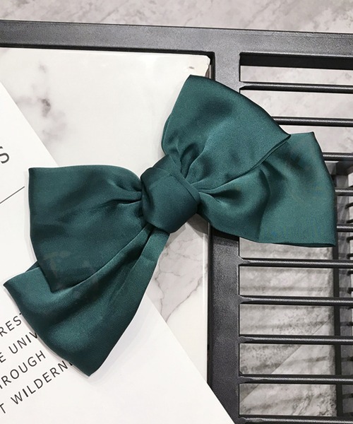 SHEPP（シープ）の「カラフルリボン ヘアアクセ/バレッタ（バレッタ/ヘアクリップ・レディース・ブラック/ネイビー/パープル/イエロー/レッド/ピンク/グリーン・FREE）」の2枚目の写真