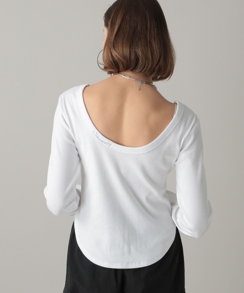 FOREVER 21（フォーエバー トゥエンティーワン）の「【2024SS】バックオープンカットプルオーバー（Tシャツ/カットソー・レディース・ブラック×ホワイト/オフホワイト/ブラック・SMALL/MEDIUM）」の2枚目の写真