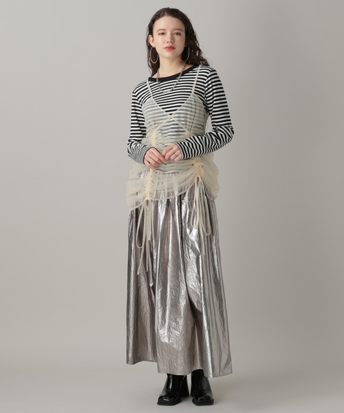 FOREVER 21（フォーエバー トゥエンティーワン）の「【2024SS】バックオープンカットプルオーバー（Tシャツ/カットソー・レディース・ブラック×ホワイト/オフホワイト/ブラック・SMALL/MEDIUM）」の9枚目の写真