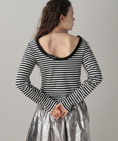 FOREVER 21（フォーエバー トゥエンティーワン）の「【2024SS】バックオープンカットプルオーバー（Tシャツ/カットソー・レディース・ブラック×ホワイト/オフホワイト/ブラック・SMALL/MEDIUM）」の8枚目の写真